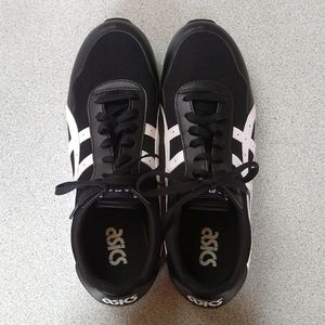 Asics Tiger Runner